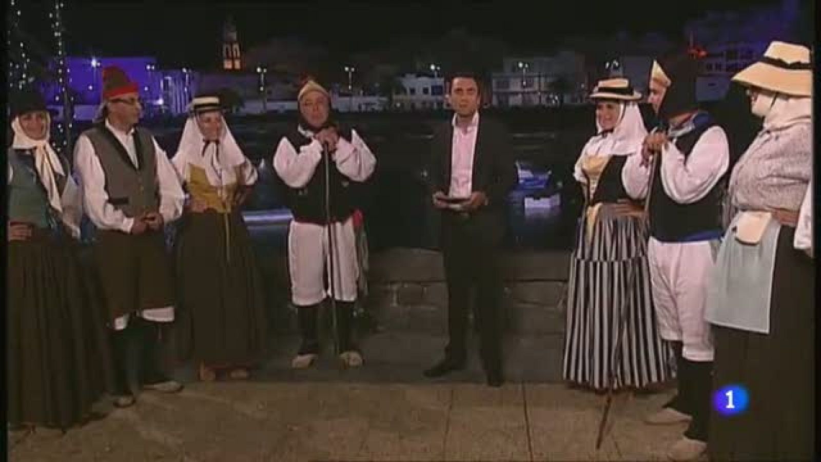 Tenderete - 22/12/12 - Grupo Acatife + Parranda Amigos de Florián + Rancho Pascuas de Tinajo - Tenderete | Ver