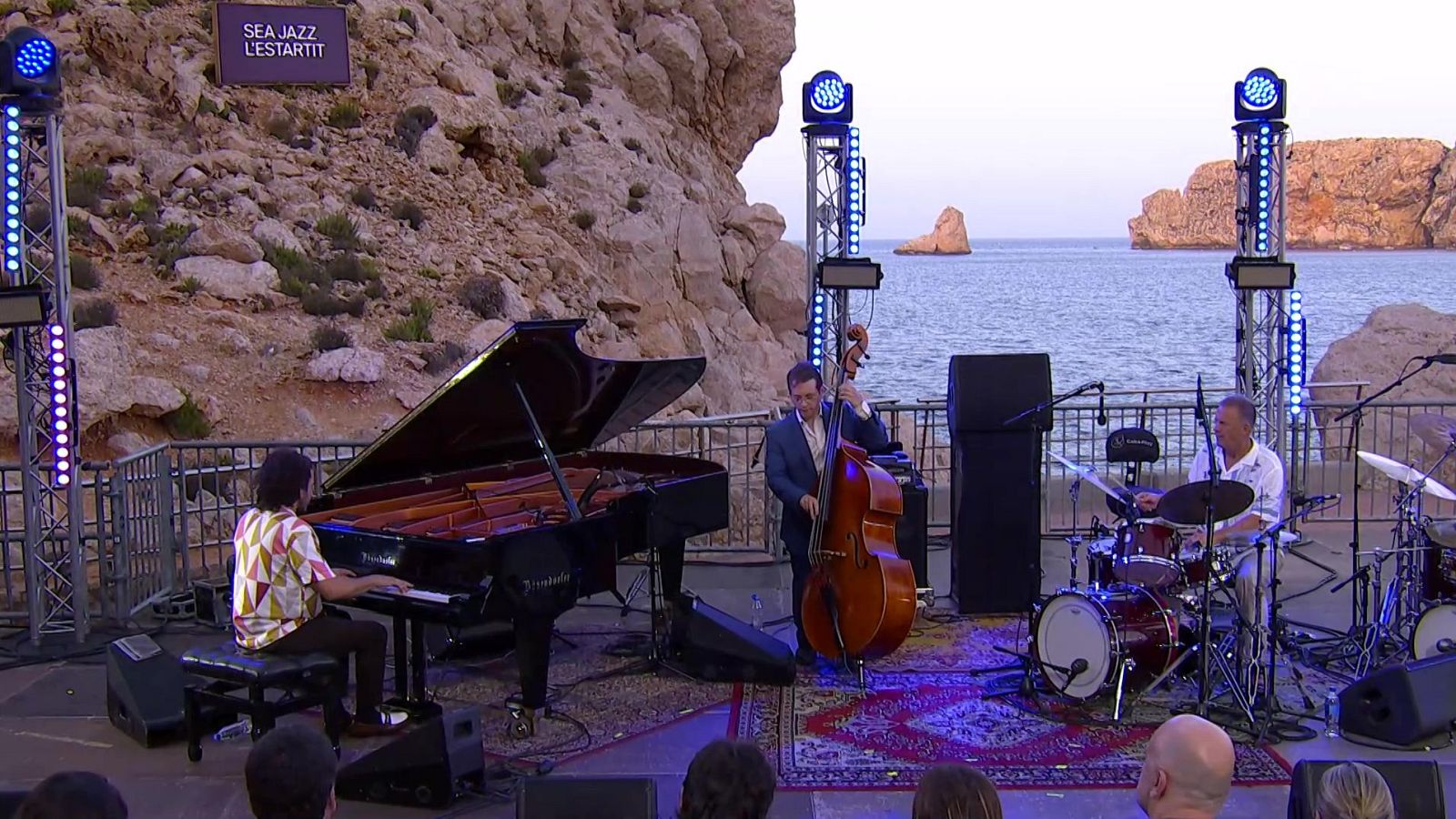 Festivales de verano - Emmet Cohen Trio - ver ahora
