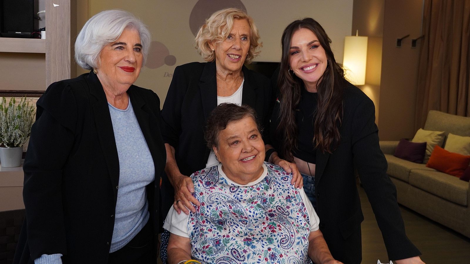 RTVE Play reúne a las mujeres en las que se inspira Las Abogadas - Telediario 1 | Ver