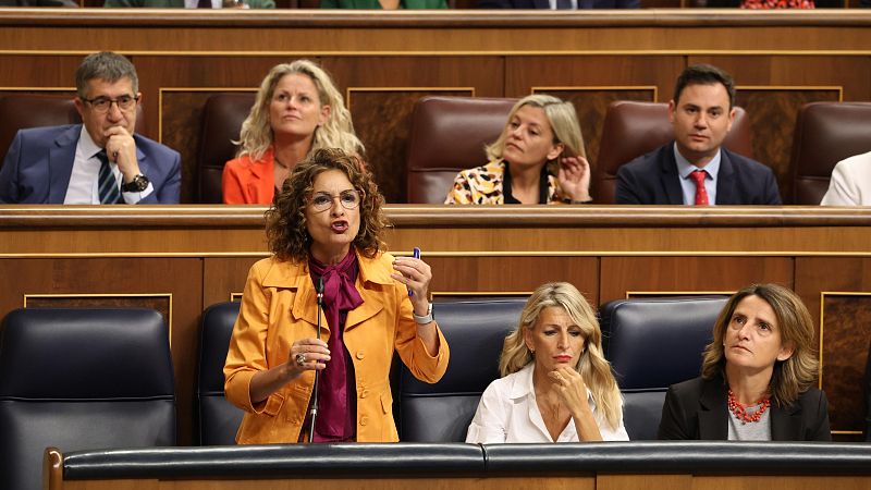 Hacienda dispuesta a rehacer la senda de déficit | Ver