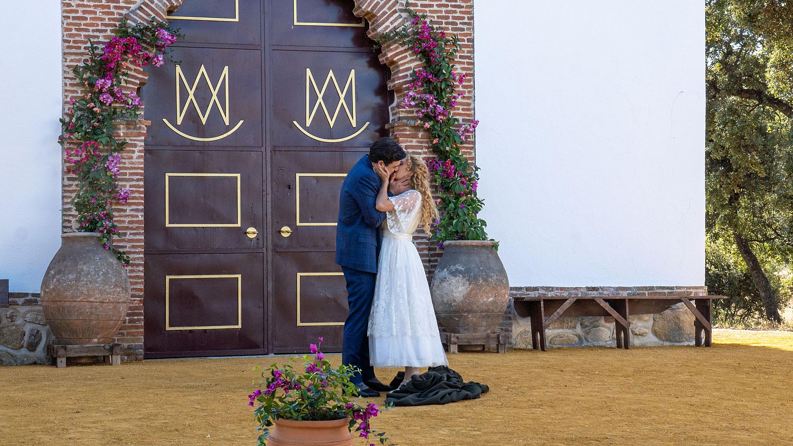 La Promesa: Jana y Manuel, a punto de casarse - La promesa | Ver