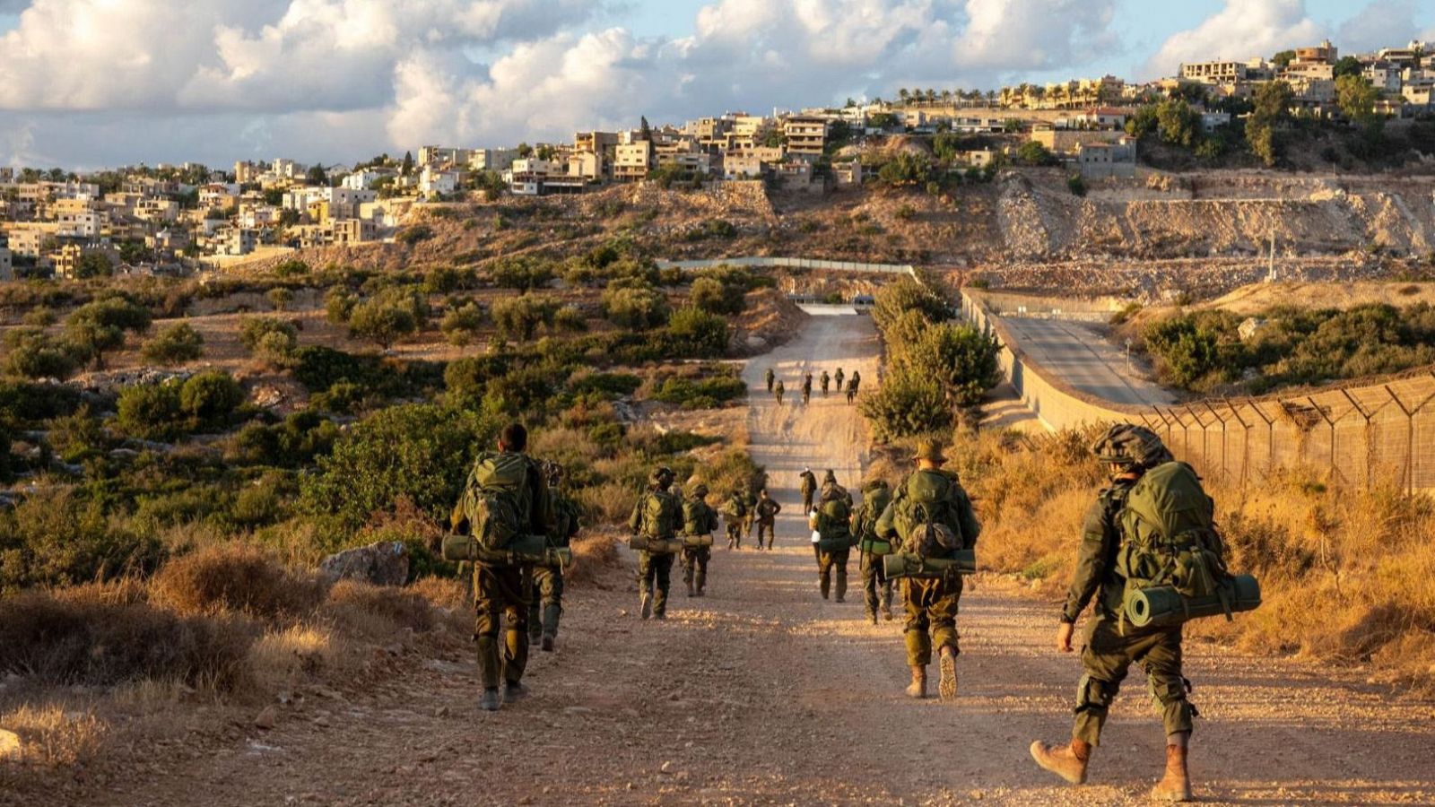 Israel amenaza con una ofensiva terrestre en Líbano, similar a la de Gaza | Ver