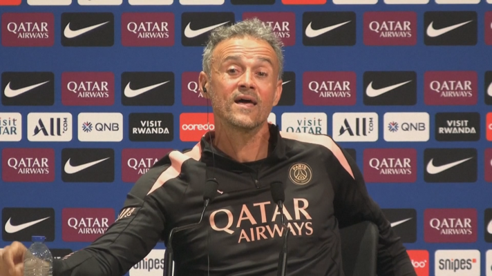 Fútbol - Luis Enrique: "Reduciría mi salario un 50 por ciento para evitar hablar con la prensa"