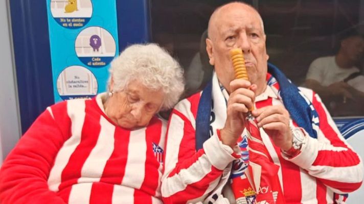 El mundo en 24 horas - Nieves y Andrés, los abuelos del Atleti que han hecho su sueño realidad