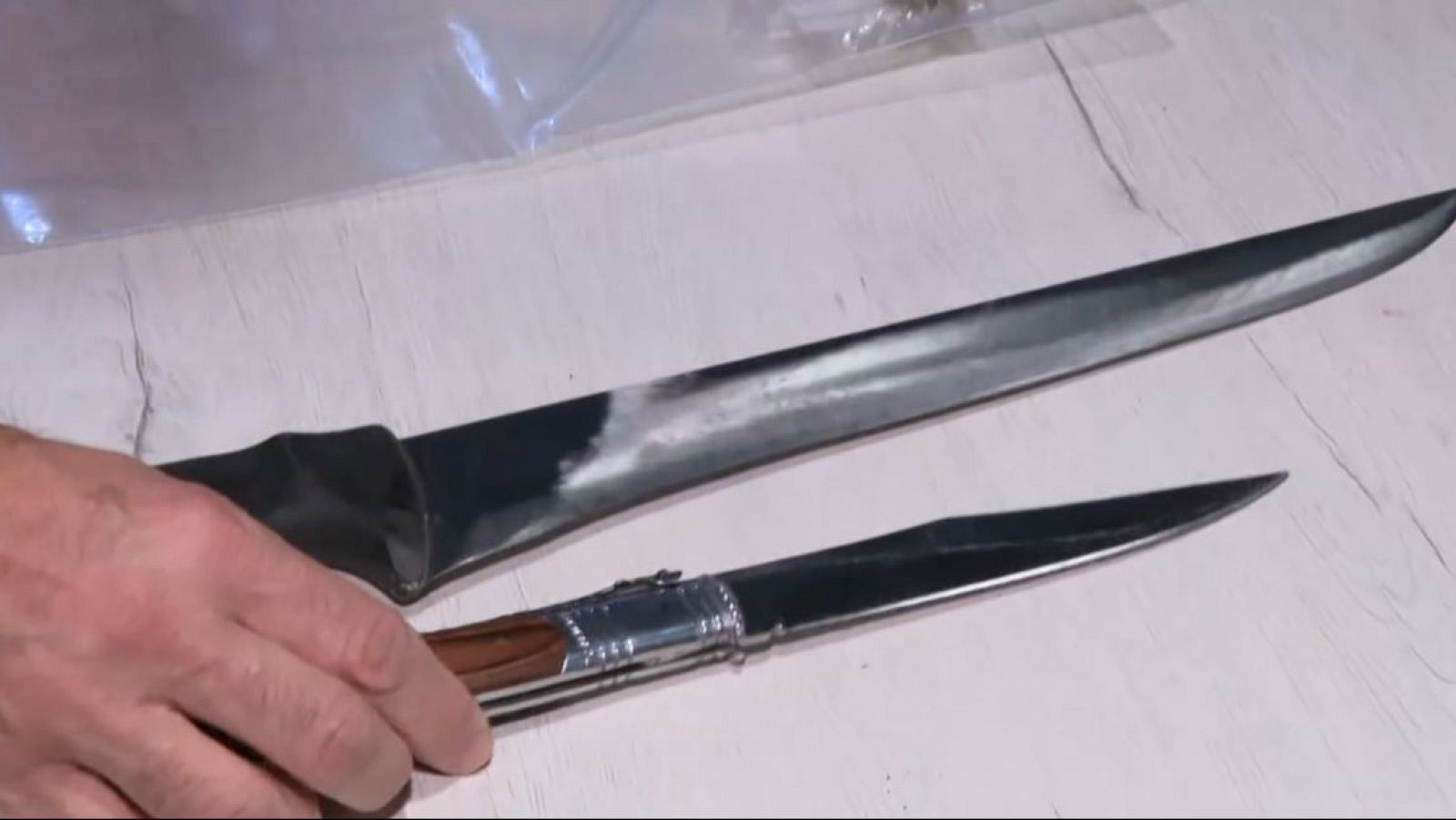 Cataluña: cerco policial a las armas blancas | Ver