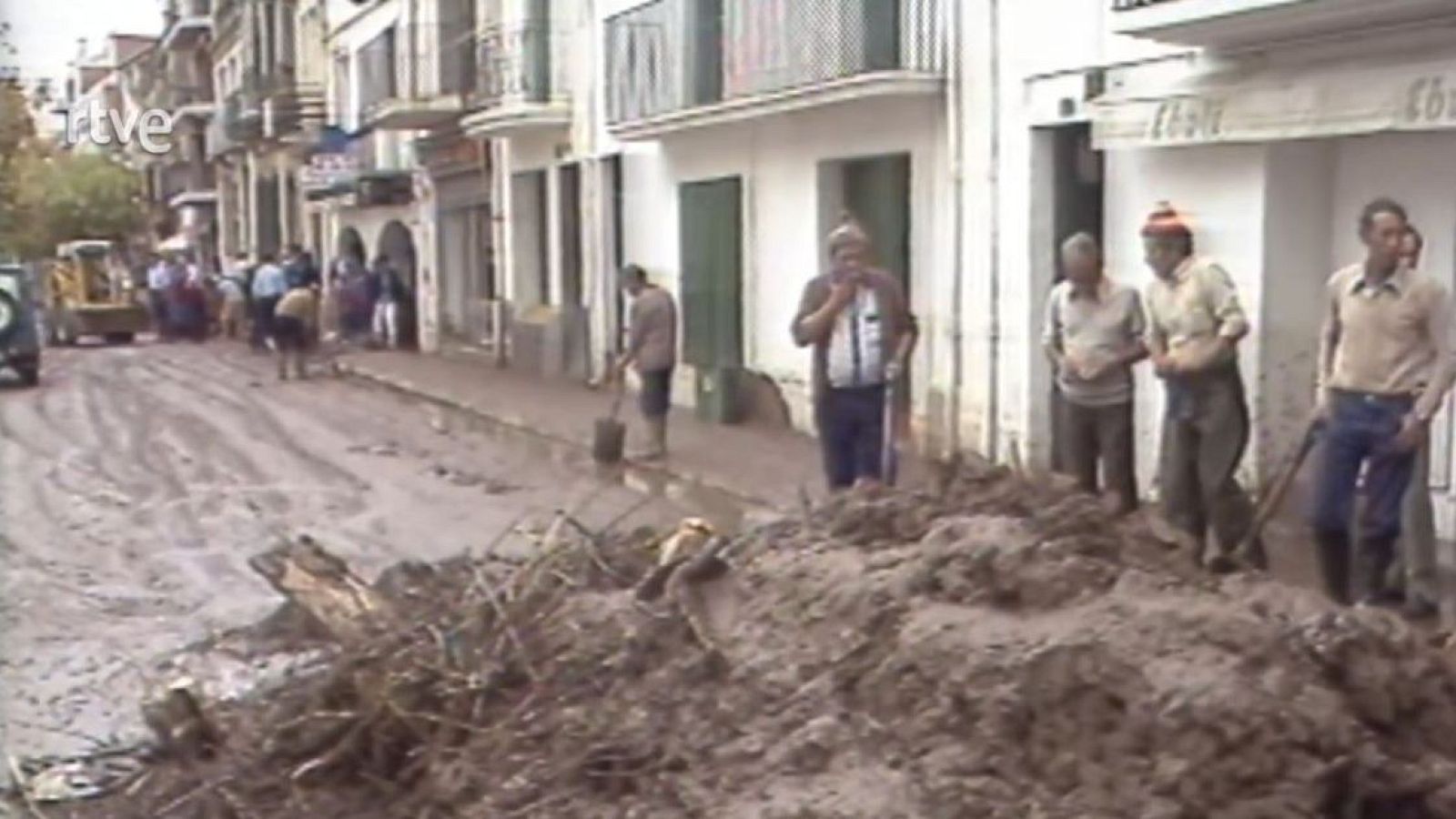 Efectes de les inundacions a Cadaqués - Arxiu TVE Catalunya | Veure