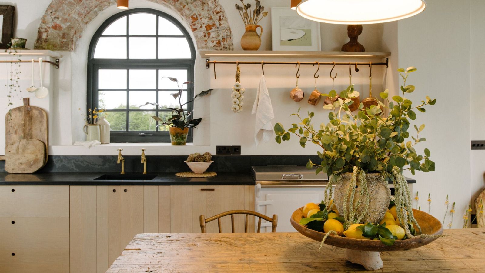 Reformas extraordinarias de George Clarke - T2 - Episodio 2: Torre de subestación eléctrica. Cornualles - ver ahora