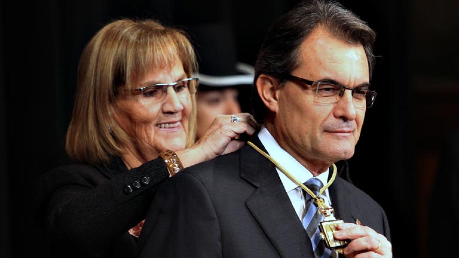 Mas se rodea de consejeros de marcado perfil político en su nuevo gobierno