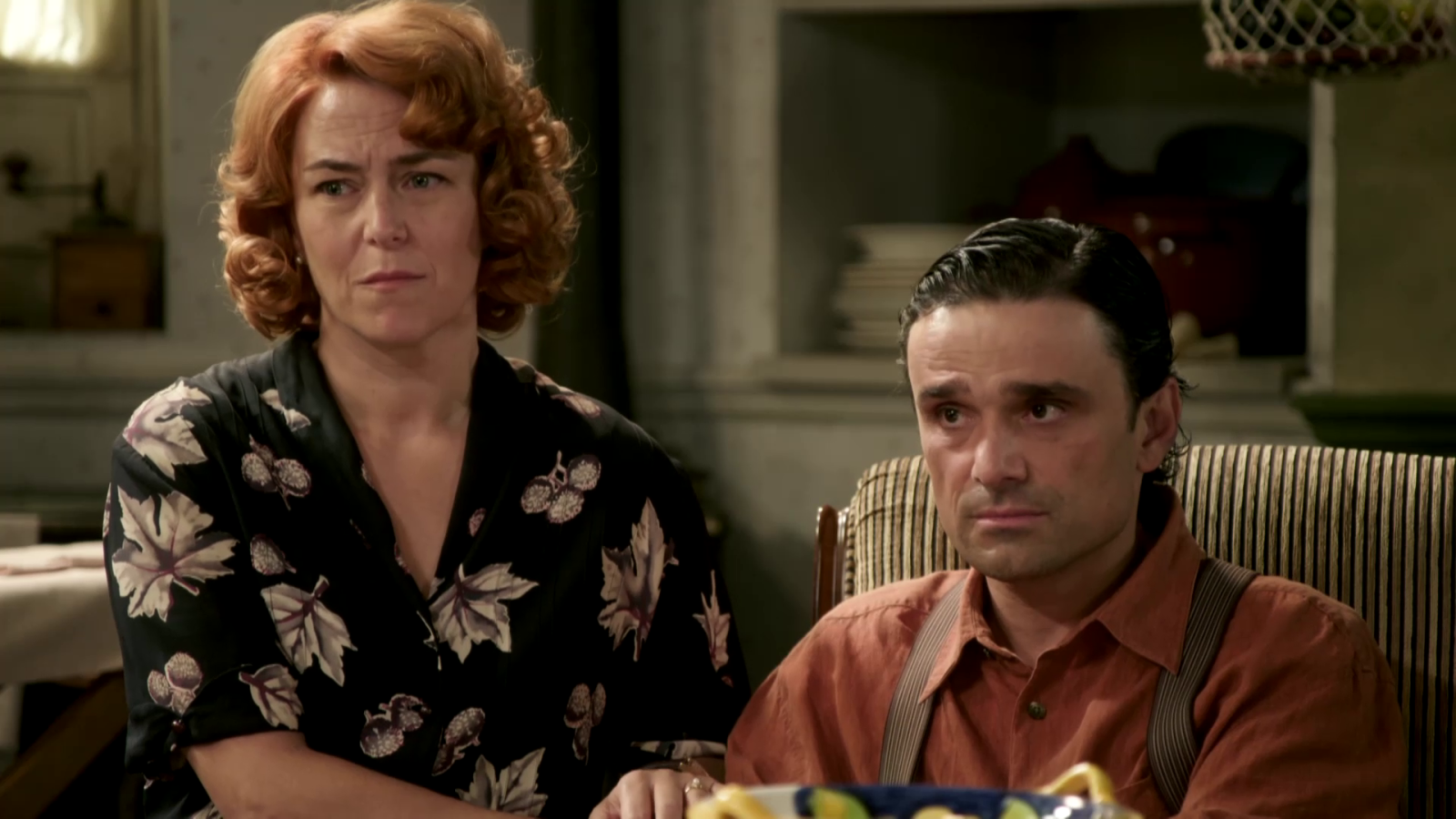 Don Fermín ha conseguido adelantar la cita de Pietro - Salón de té La Moderna | Ver