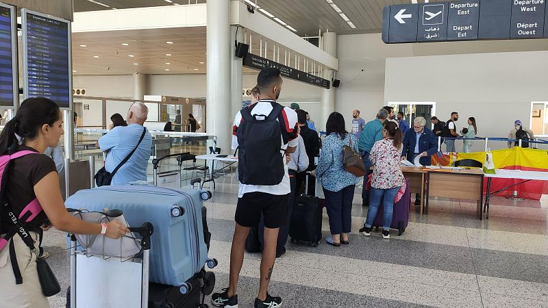 Defensa inicia la evacuación de españoles del Líbano - Informativo 24h | Ver