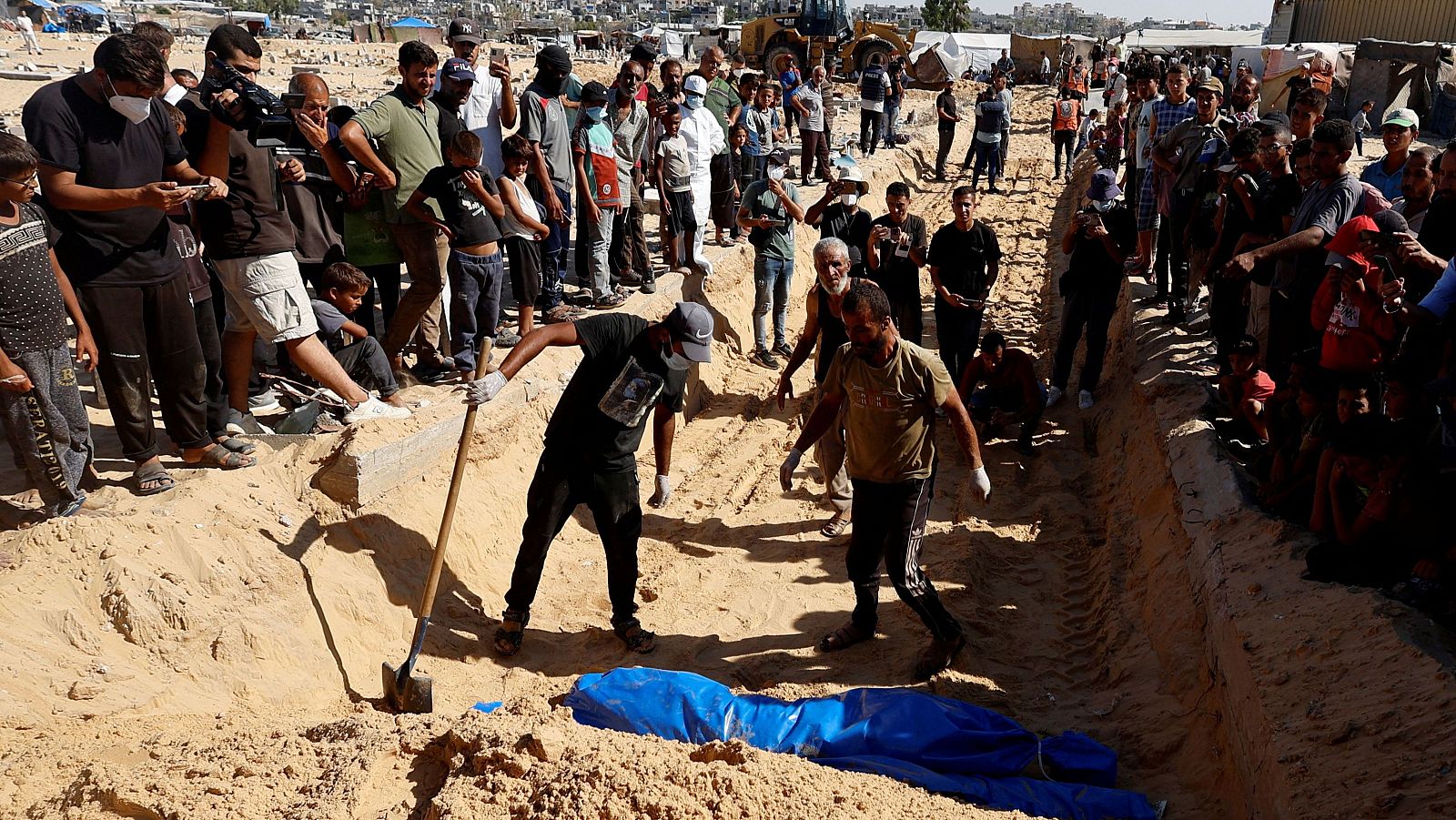 Gaza suma más de 42.00 palestinos muertos y 10.000 desaparecidos | Ver