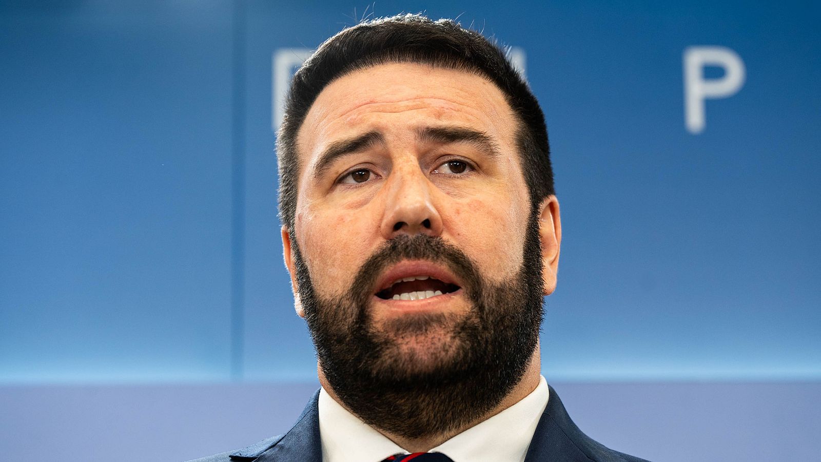 Iñarritu (Bildu) cree que Podemos apoyará la derogación de la 'ley mordaza' - La hora de La 1 | Ver