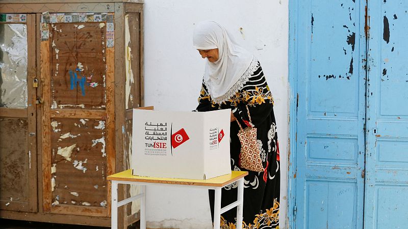 Túnez vota en unas elecciones con el principal rival de Said en prisión | Ver