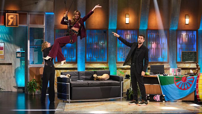 La Revuelta - Dafne Fernández y Marta Aledo: 4 estrellas ha unido familias