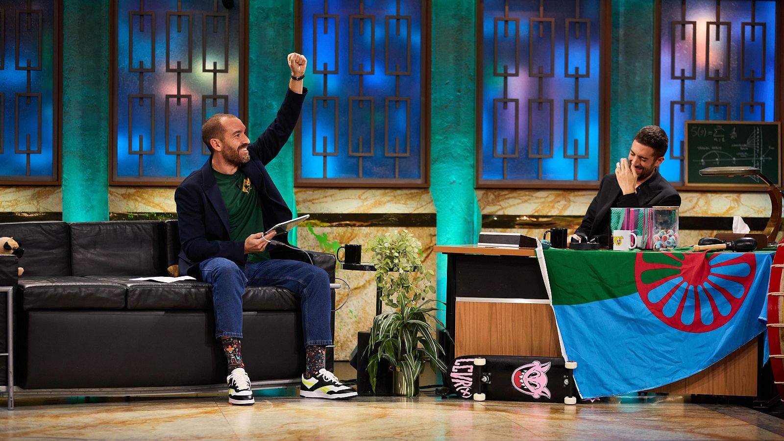 ¿Qué une a Mariano Rajoy con Broncano y La Revuelta? 7/10/2024 - La Revuelta | Ver