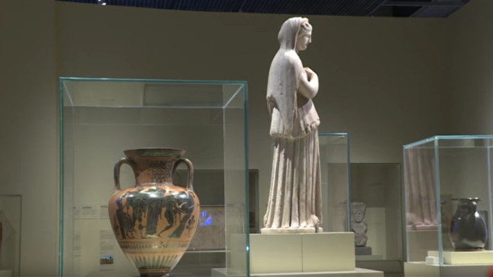 RTVE Igualdad - 'Veneradas y temidas'... en Sevilla