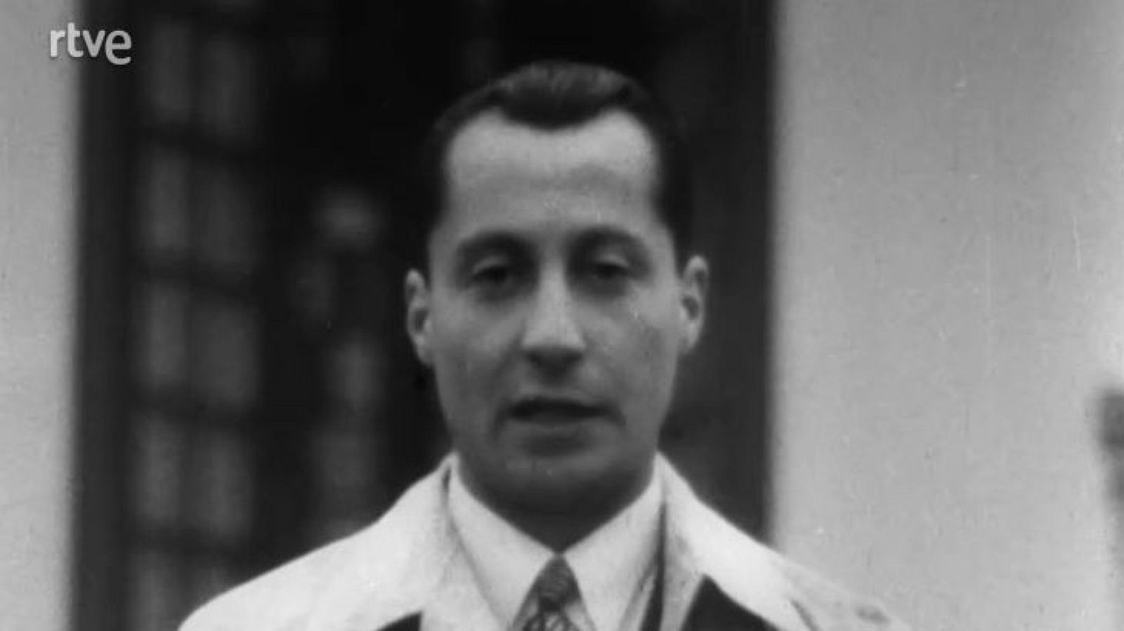 España en guerra - La República: reforma y reacción - España en guerra | Ver