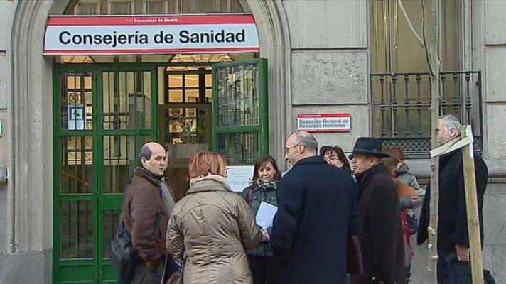 Telediario 1 - Descombocada la huelga de sanidad