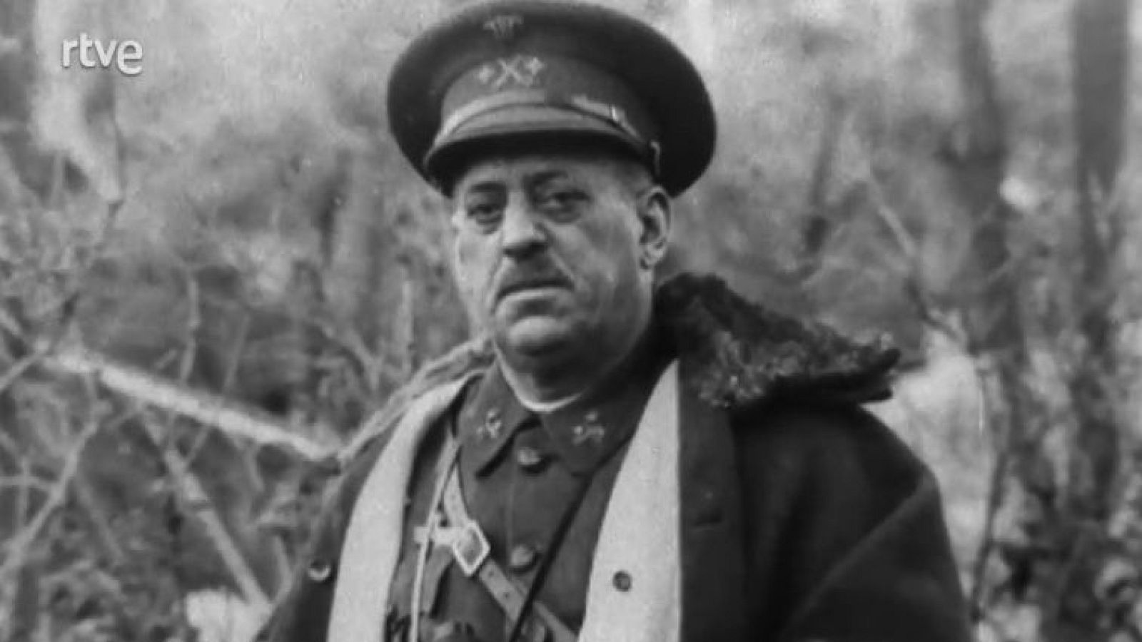 España en guerra - España partida en dos - España en guerra | Ver