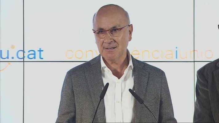 Telediario 1 - Críticas a Rajoy desde la oposición