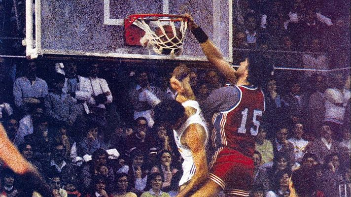 Conexión vintage - Baloncesto. Torneo de Navidad 1: Sabonis rompe el tablero