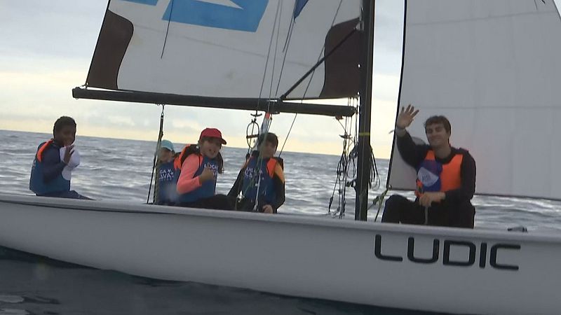 Lliga Blava Escolar: 80 infants impulsen la vela i la igualtat de gènere - L'Informatiu | Veure