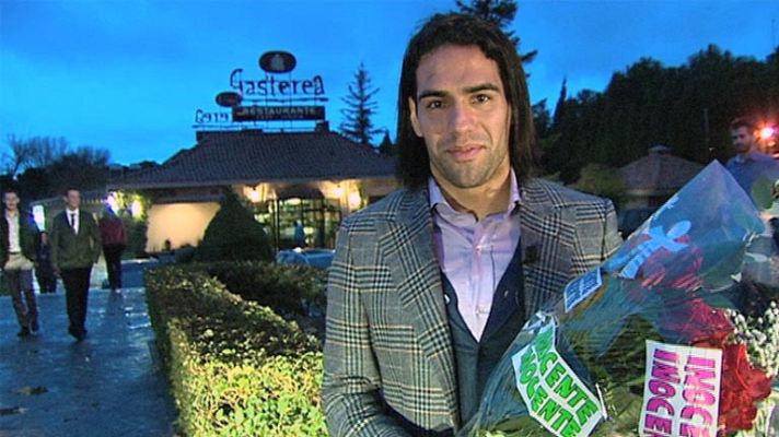 Gala Inocente Inocente - Falcao, cuidando un deportivo