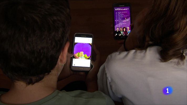 L'Informatiu - Els metges demanen més protecció digital als menors