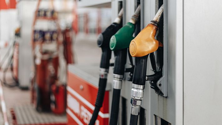 Telediario 1 - Se multiplican los casos de fraude del IVA en la venta de hidrocarburos