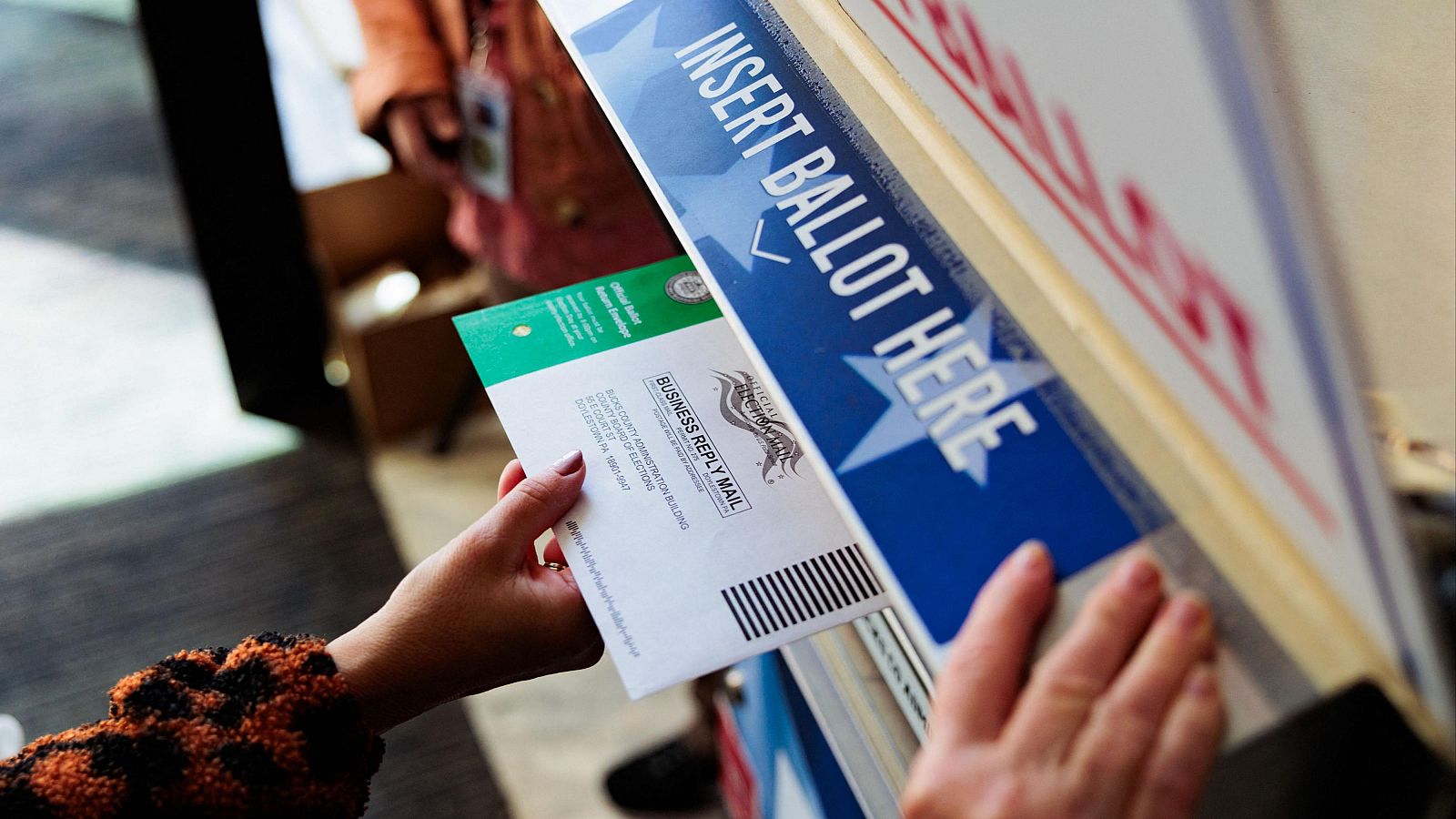 Diario de campaña en EE.UU., día 8: los estados decisivos - La noche en 24h | Ver