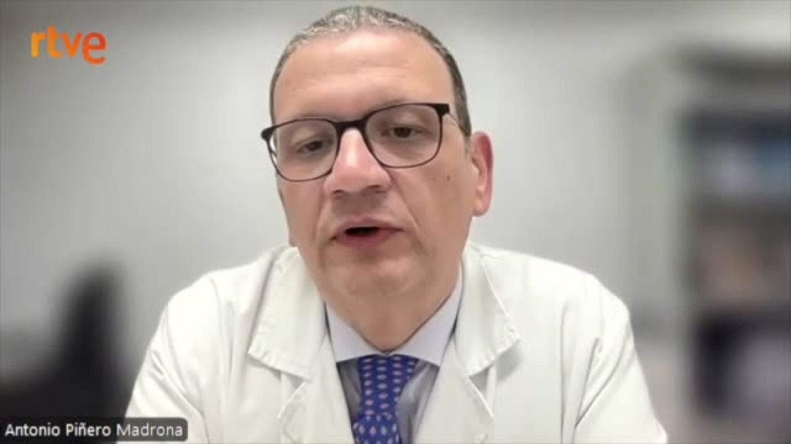 Entrevista a Antonio Piñero, presidente de la Sociedad Española de Senología y Patología Mamaria | Ver