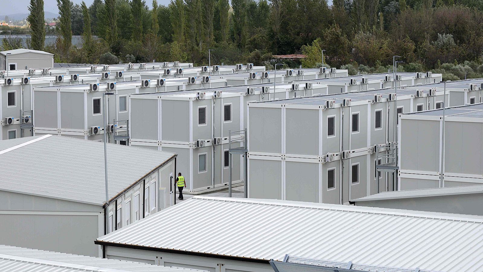 Debate migratorio en la UE por el envío de migrantes de Italia a centros albaneses - Telediario 1 | Ver