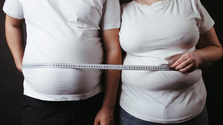 Telediario 1 - Reino Unido estudia suministrar un medicamento a los parados con obesidad para "ayudarles a volver al trabajo"