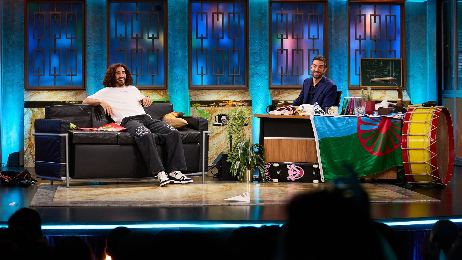 La Revuelta | Entrevista: el rival más duro de Cucurella 16/10/24 - La Revuelta | Ver