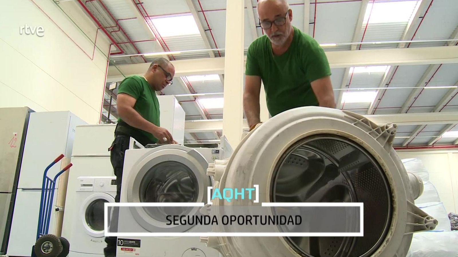 Segunda oportunidad - Aquí hay trabajo | Ver