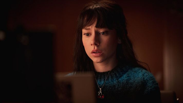 Somos cine - Ester Expósito habla sobre su salto al terror con 'El Llanto'