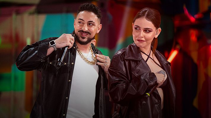 Julia Cry y Salcedo Leyry cantan \"Como si no importara\" | FEAT - Feat | Ver