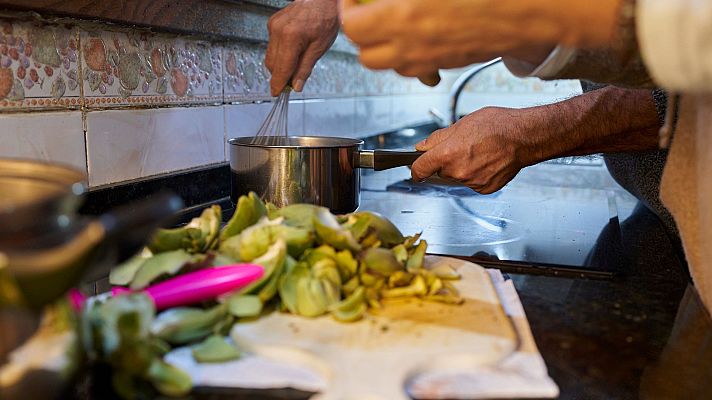 Telediario 1 - La pobreza y la exclusión social afecta a tres de cada diez personas en España