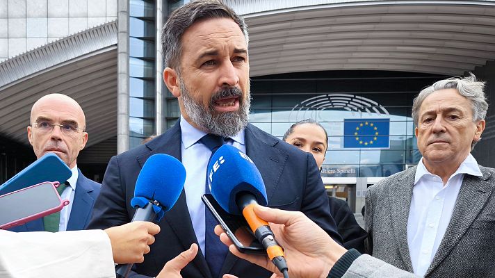 Telediario 1 - Feijóo evita hablar de los centros de deportación mientras Vox pide que se "explore" las medidas migratorias de Meloni