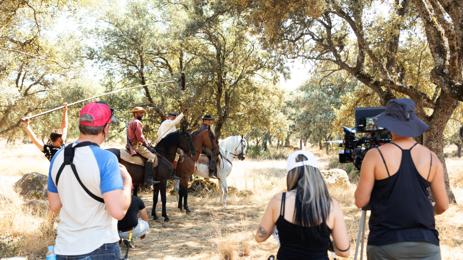 Detrás de las cámaras de 'La Moderna': juramento de Rodrigo - Salón de té La Moderna | Ver