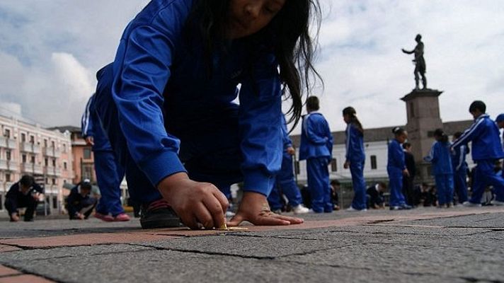 Telediario 1 - Impuesto especial para los chicles