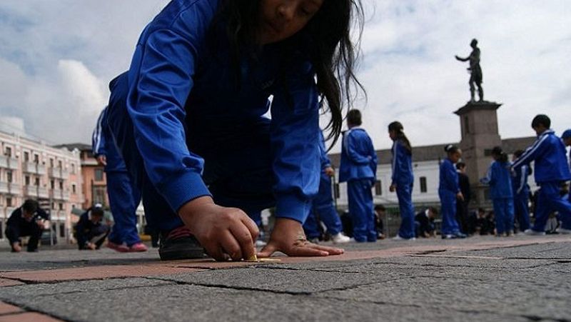 México estudia crear un impuesto especial para los chicles