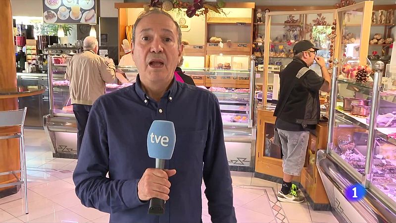 Arriben els panellets a les pastisseries, que anuncien Tots Sants - L'Informatiu | Veure