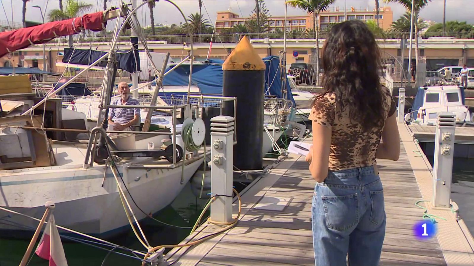 Canarias: manifestación contra el turismo masivo | Ver