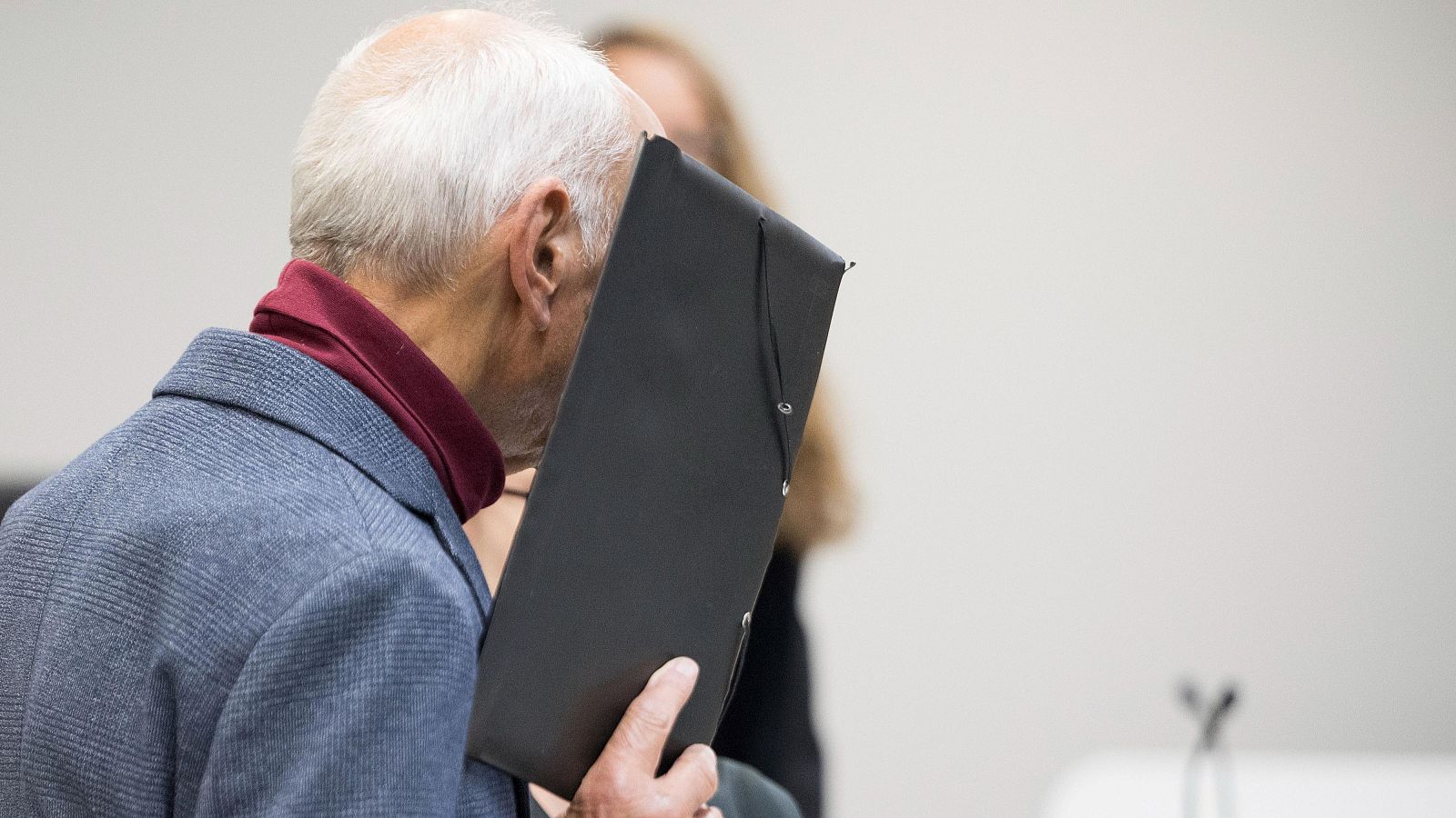 Condena histórica para un exagente de la Stasi | Ver