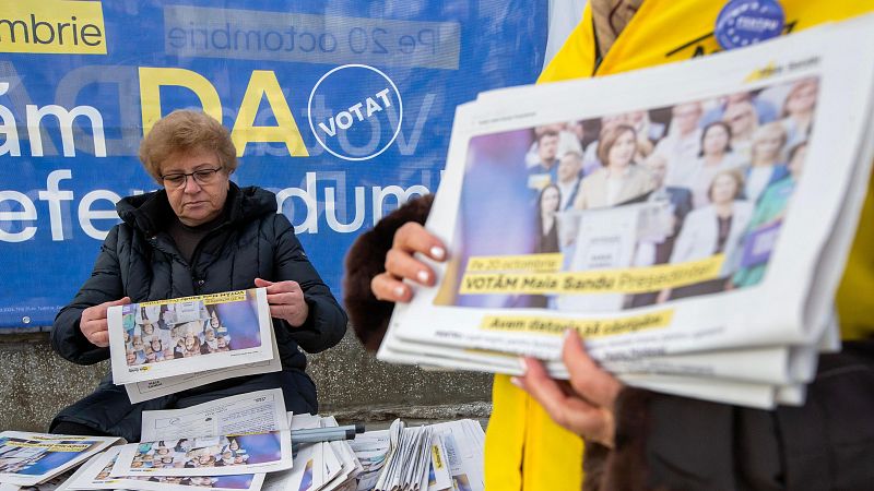 El "sí" a la UE triunfa en Moldavia en un referéndum marcado por las acusaciones de injerencia rusa
