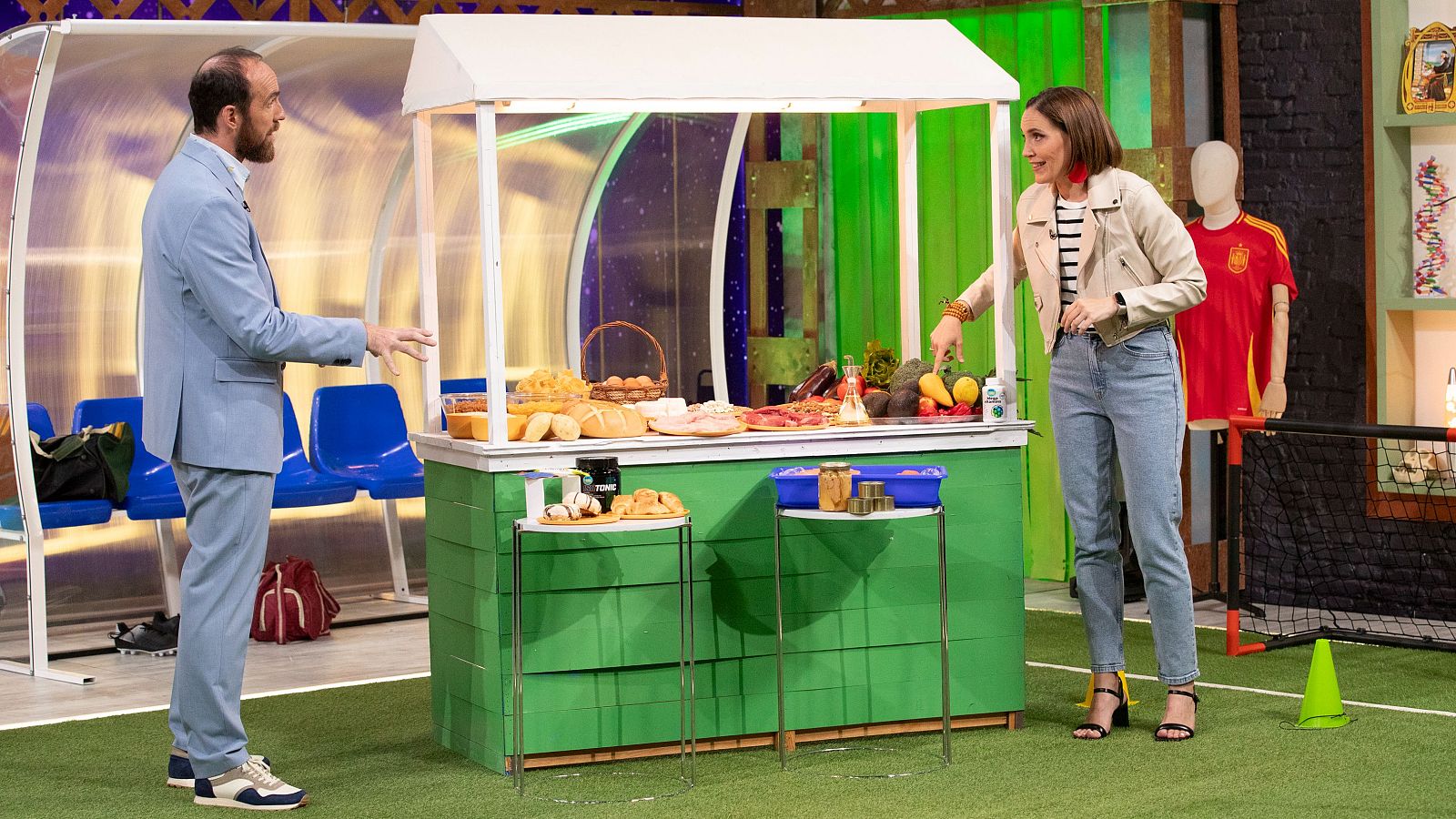 La dieta de los futbolistas. Nutrición con Marian García - Órbita Laika | Ver