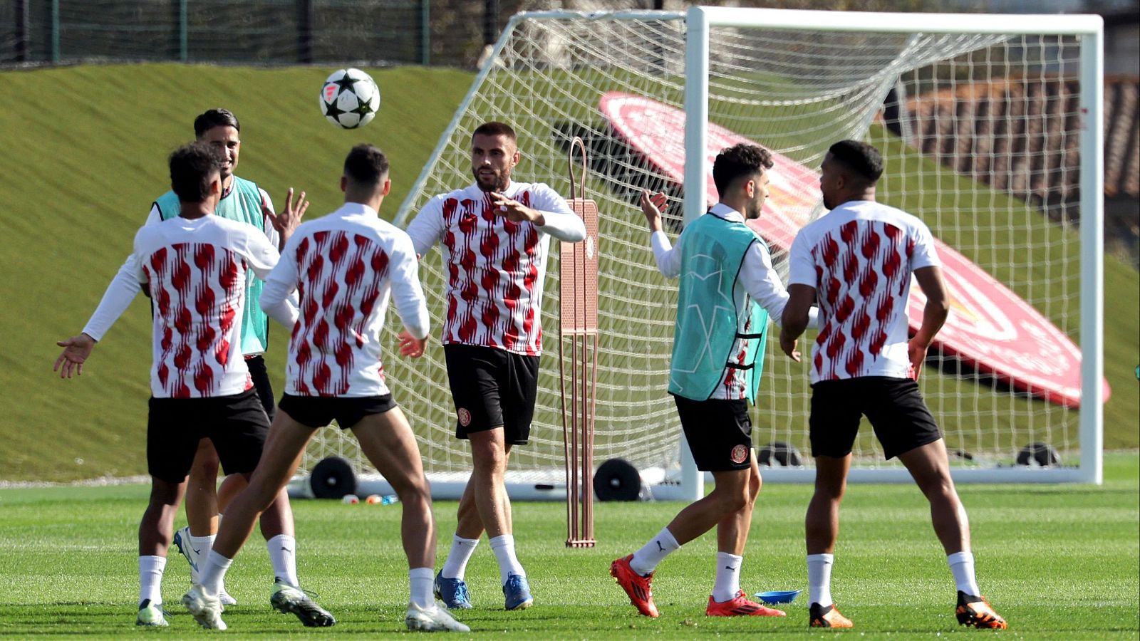 El Girona quiere estrenarse en Champions frente al Bratislava | Ver