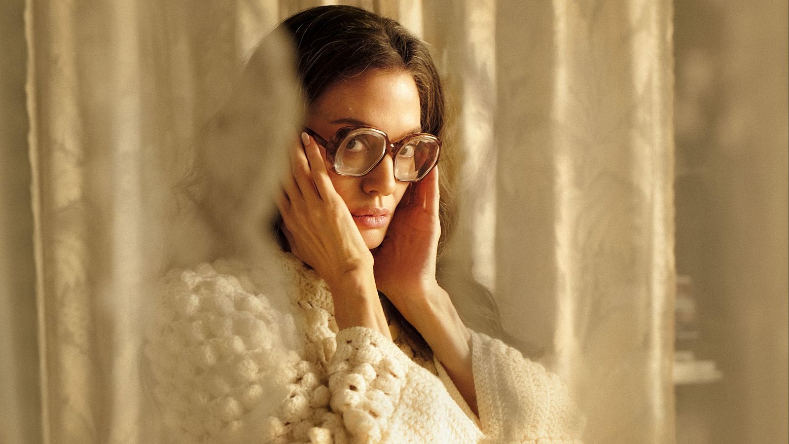 Angelina Jolie revive a 'La Callas' en la gran pantalla | Ver