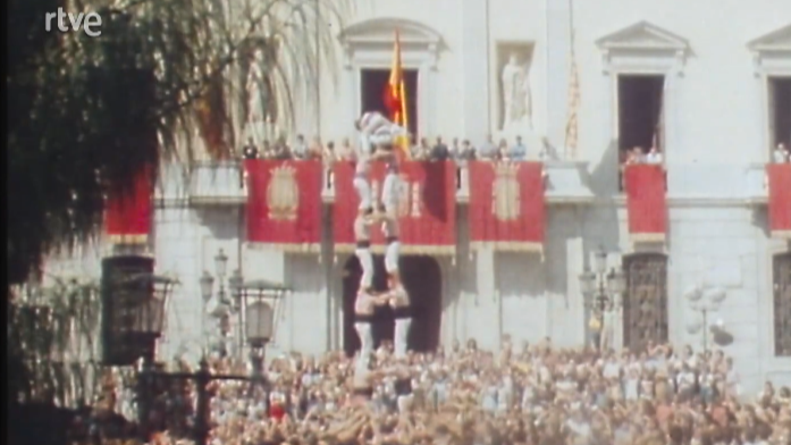 Trobada de castellers a Tarragona; Costa Brava; Pau Porta - Comarques | Veure